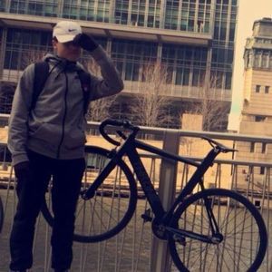 Meet your Posher, Samuel